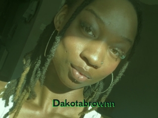 Dakotabrownn