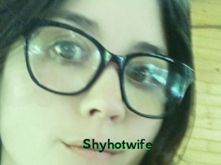 Shyhotwife